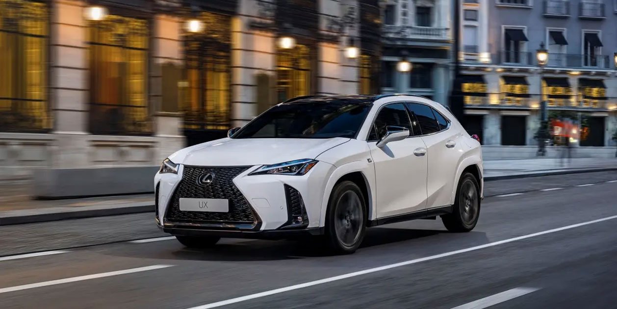 Lexus UX o Toyota CH-R: ¿Cuál es mejor comprar en 2023?