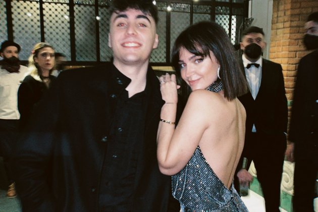 Laura Escanes Twitter