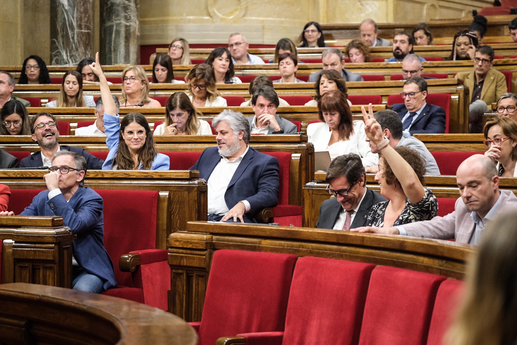El Parlament rebutja l'"última ingerència" del TSJC a l'escola catalana