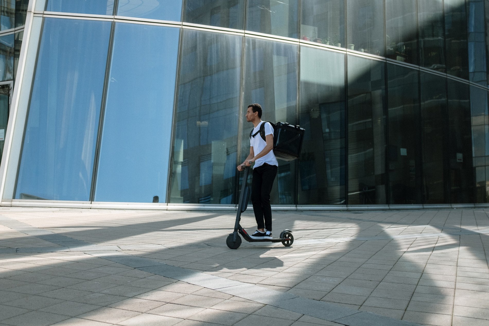 ¿Los patinetes eléctricos deben tener seguro obligatorio?