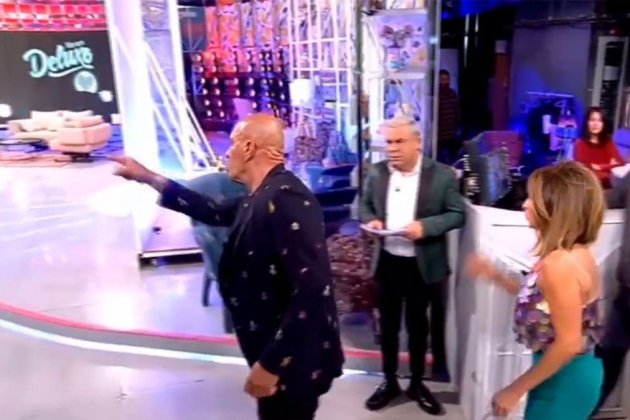 Kiko Matamoros s'enfronta a Laura Fa a Sálvame Kiko Matamoros s'enfronta a Laura Fa a Sálvame