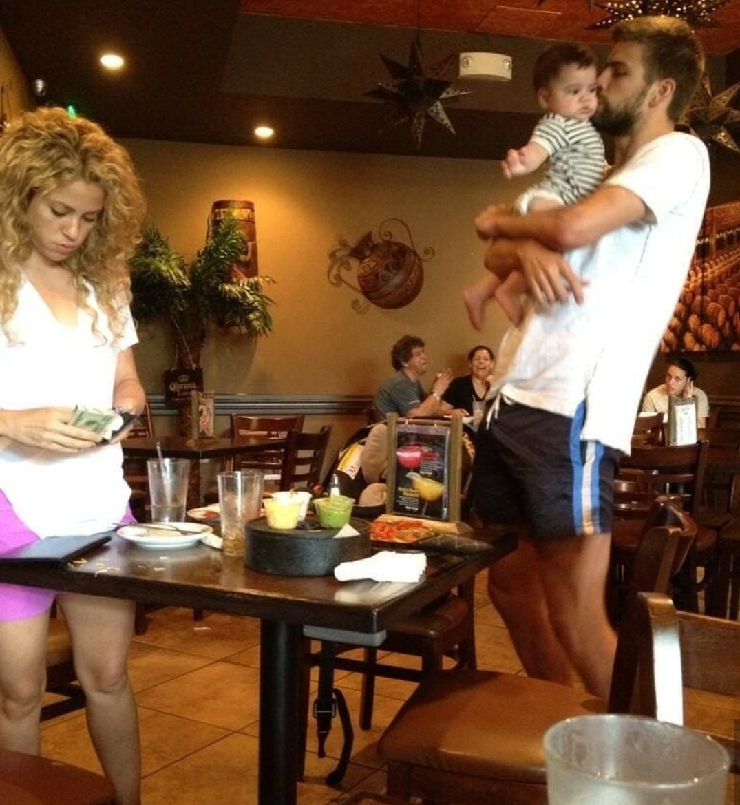 Shakira y Piqué en twitter Shakira y Piqué en twitter