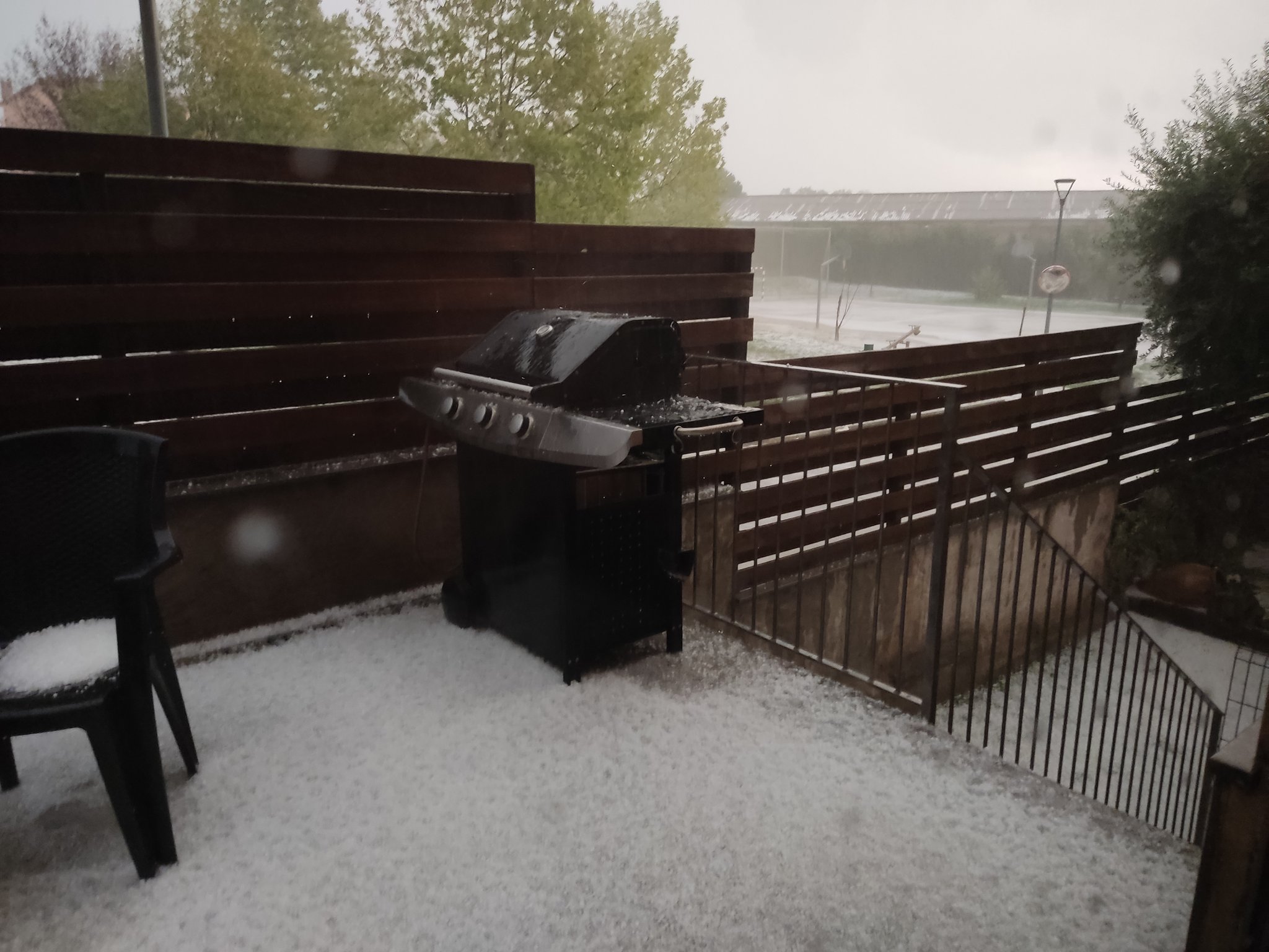 Calamarsada a Avià Foto @aviabike Twitter Calamarsada a Avià Foto @aviabike Twitter