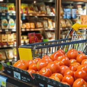 Tiendas abiertas el 1 de enero en Barcelona y Catalunya: ¿Qué supermercados abiertos habrá y qué horario?