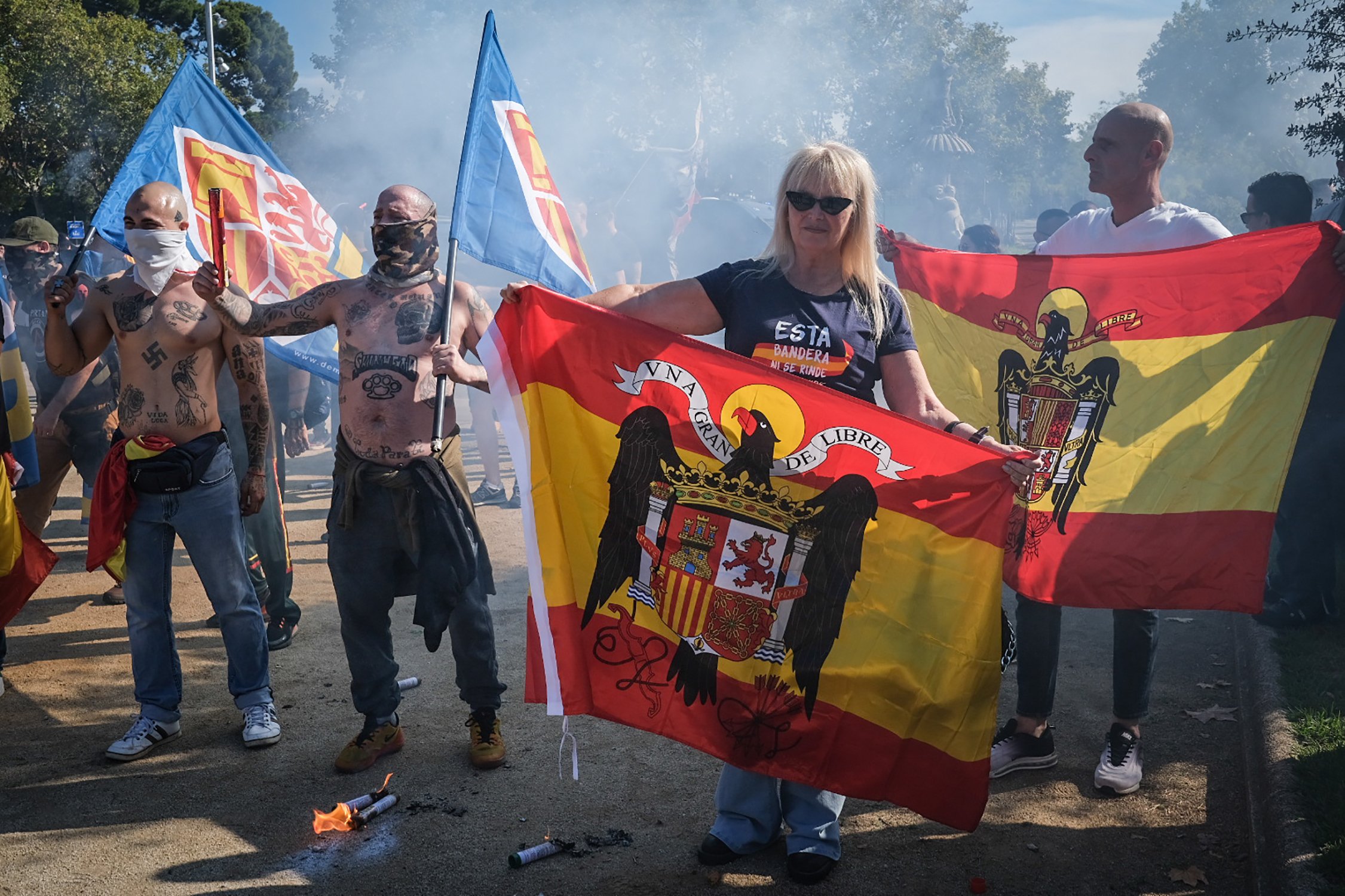El feixisme es torna a treure la careta a Montjuïc per celebrar el 12 d'octubre