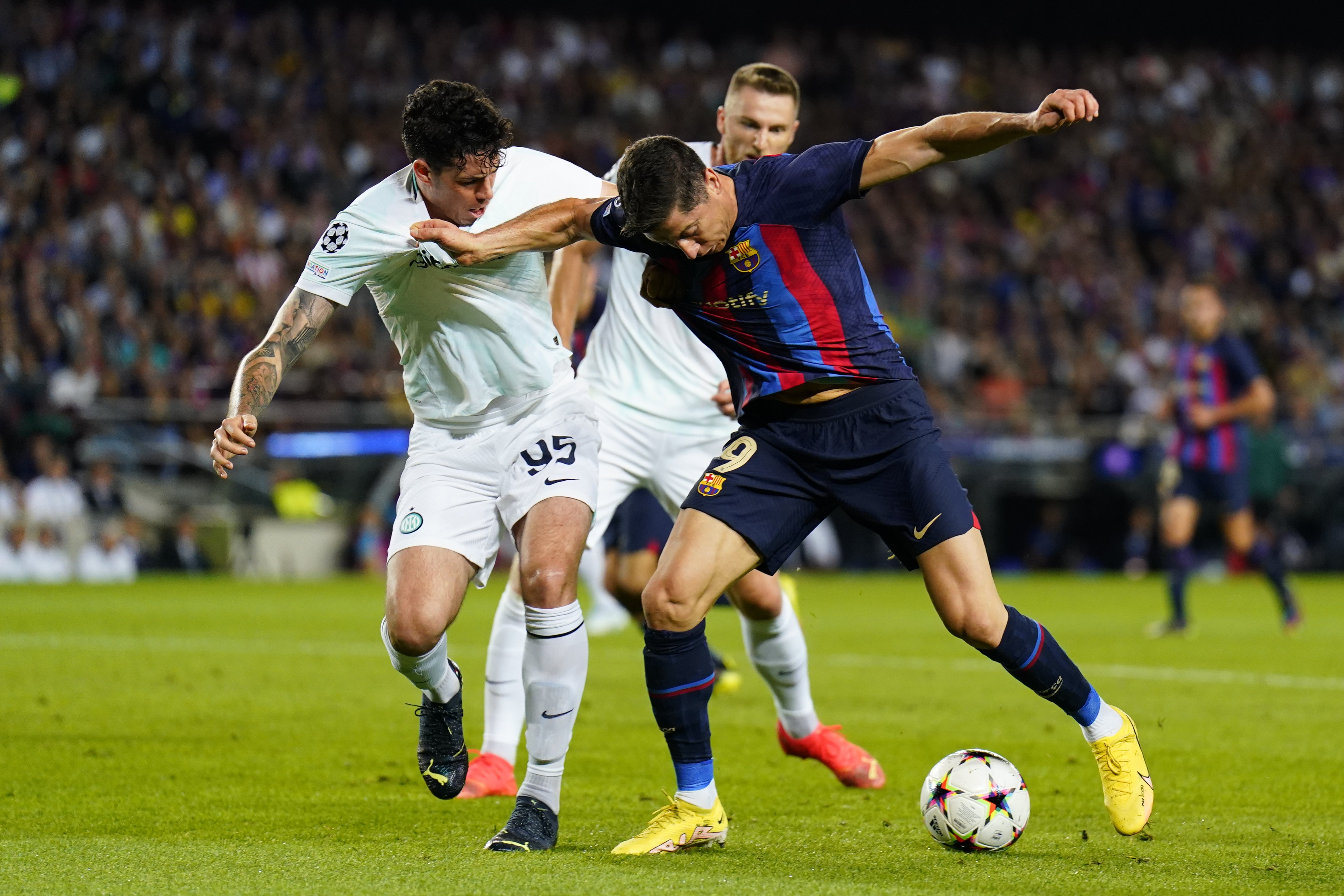 Ull amb Lewandowski perquè porta un enuig descomunal amb diversos jugadors del Barça