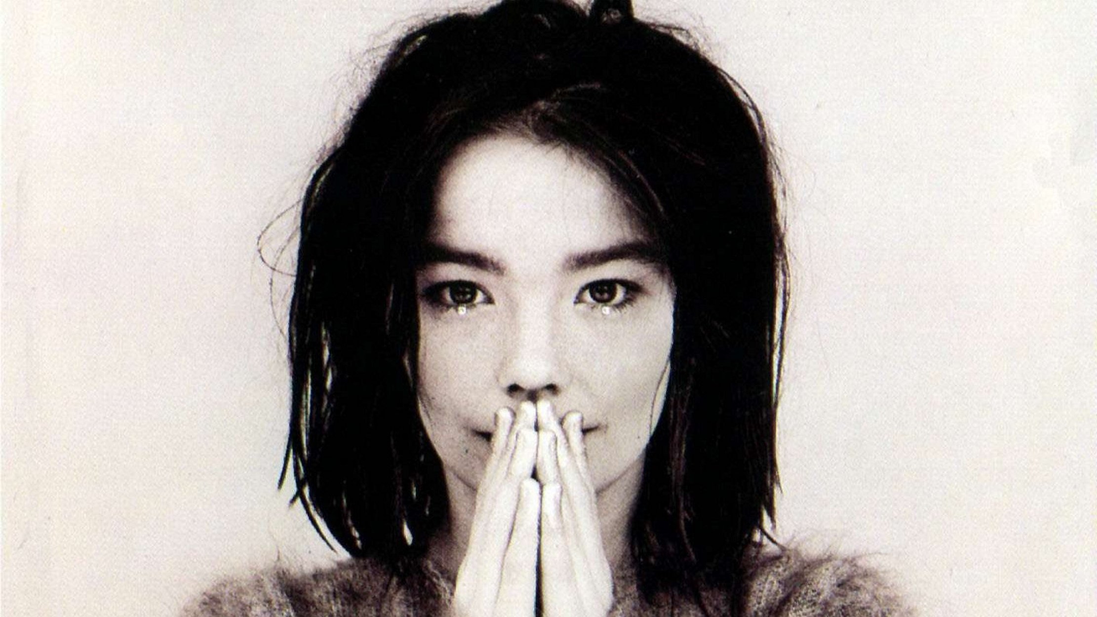 Björk, quaranta anys escarbant en els marges experimentals del pop