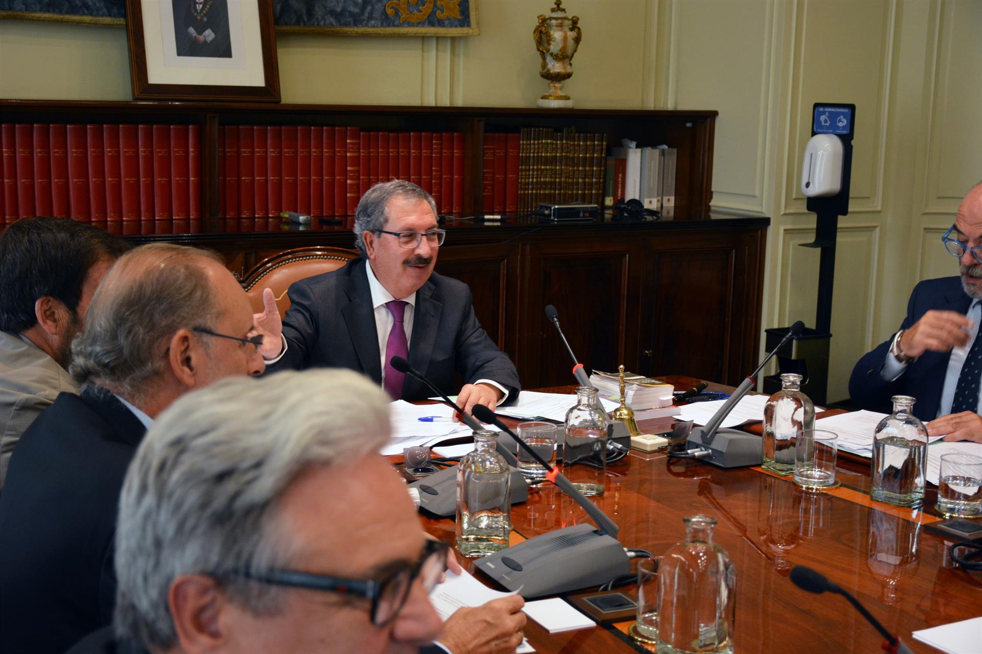 El CGPJ designa a Rafael Mozo como presidente interino y provoca una bicefalia en el Poder Judicial