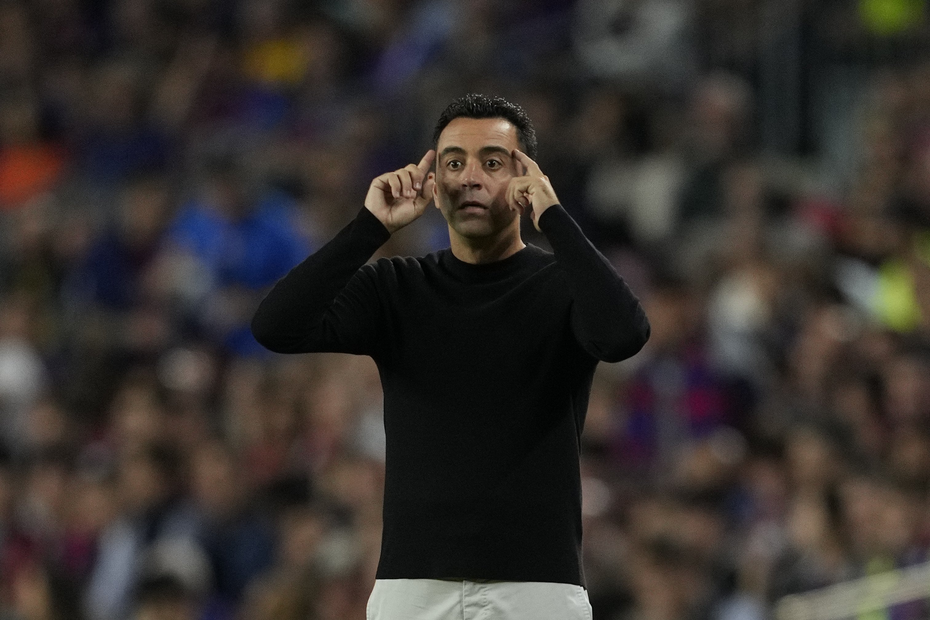 Xavi Hernández: "Estamos en construcción, pero queremos salir reforzados del Clásico"