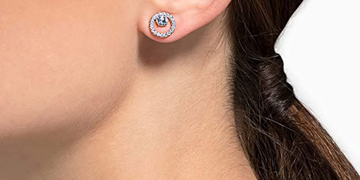 Los pendientes de Swarovski que parecen de lujo están en Amazon