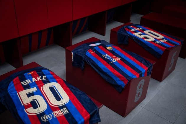 Barça camiseta Drake Clásico / Foto: Europa Press Barça camiseta Drake Clásico / Foto: Europa Press