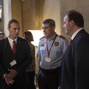 Els Mossos trien els sis nous comissaris, 4 dones i 2 homes, per acabar el relleu post Trapero