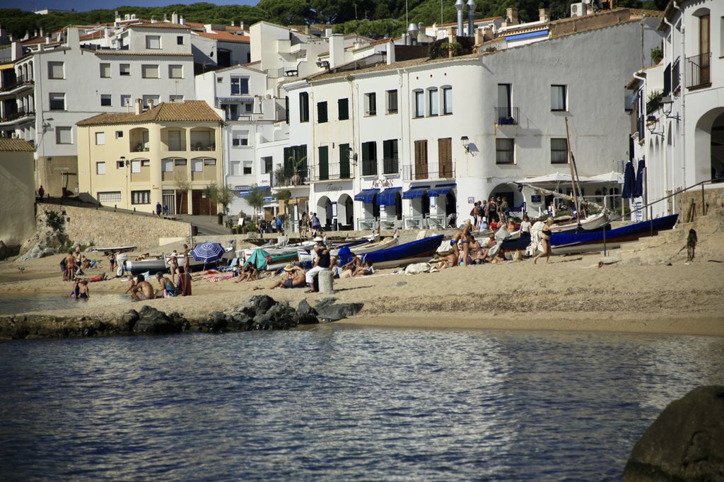 Platja Calella de Palafrugell Foto @Galceradresa Twitter