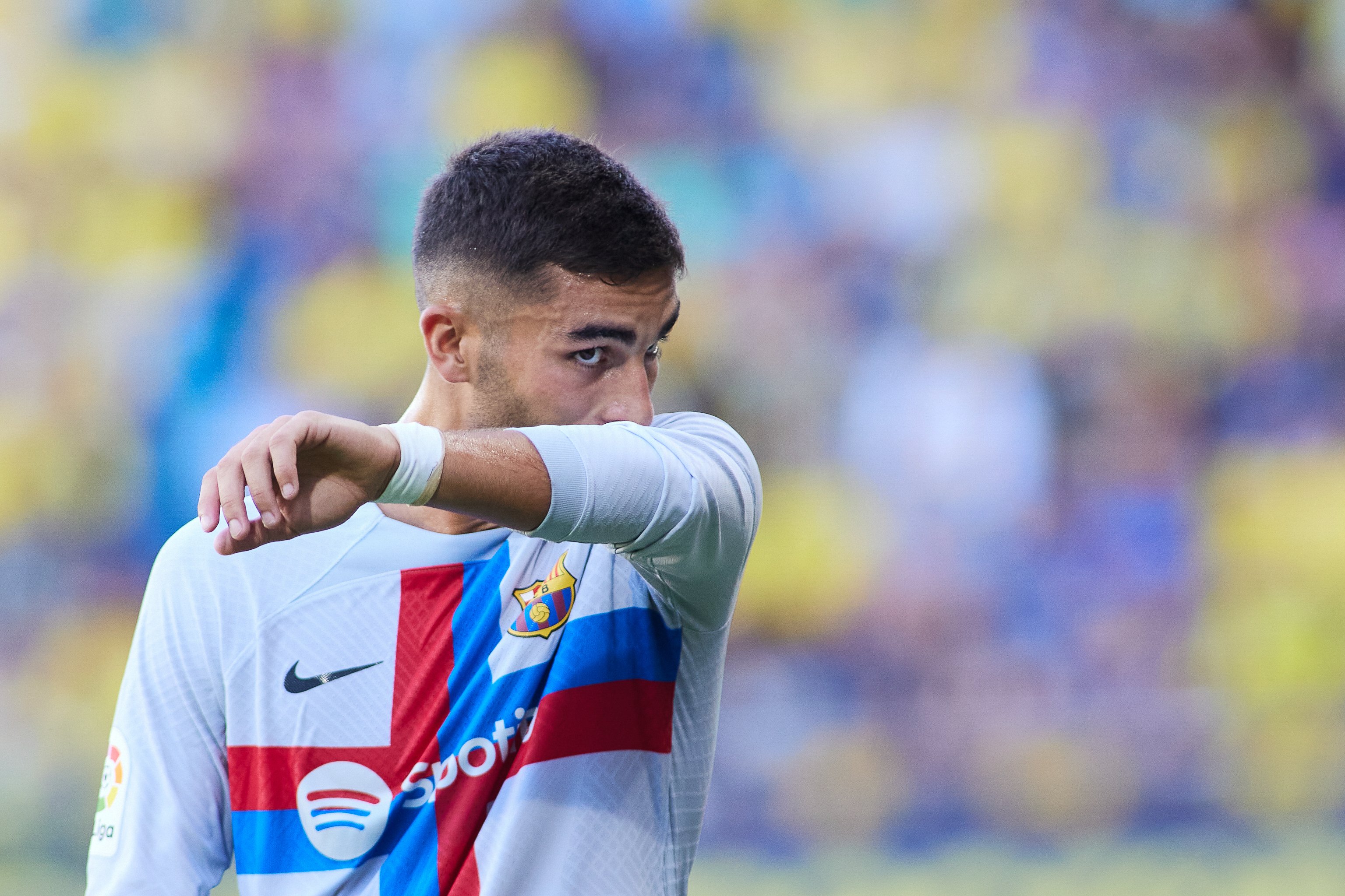 Ferran Torres, KO en el Barça, la solución es terrible, pero es la única