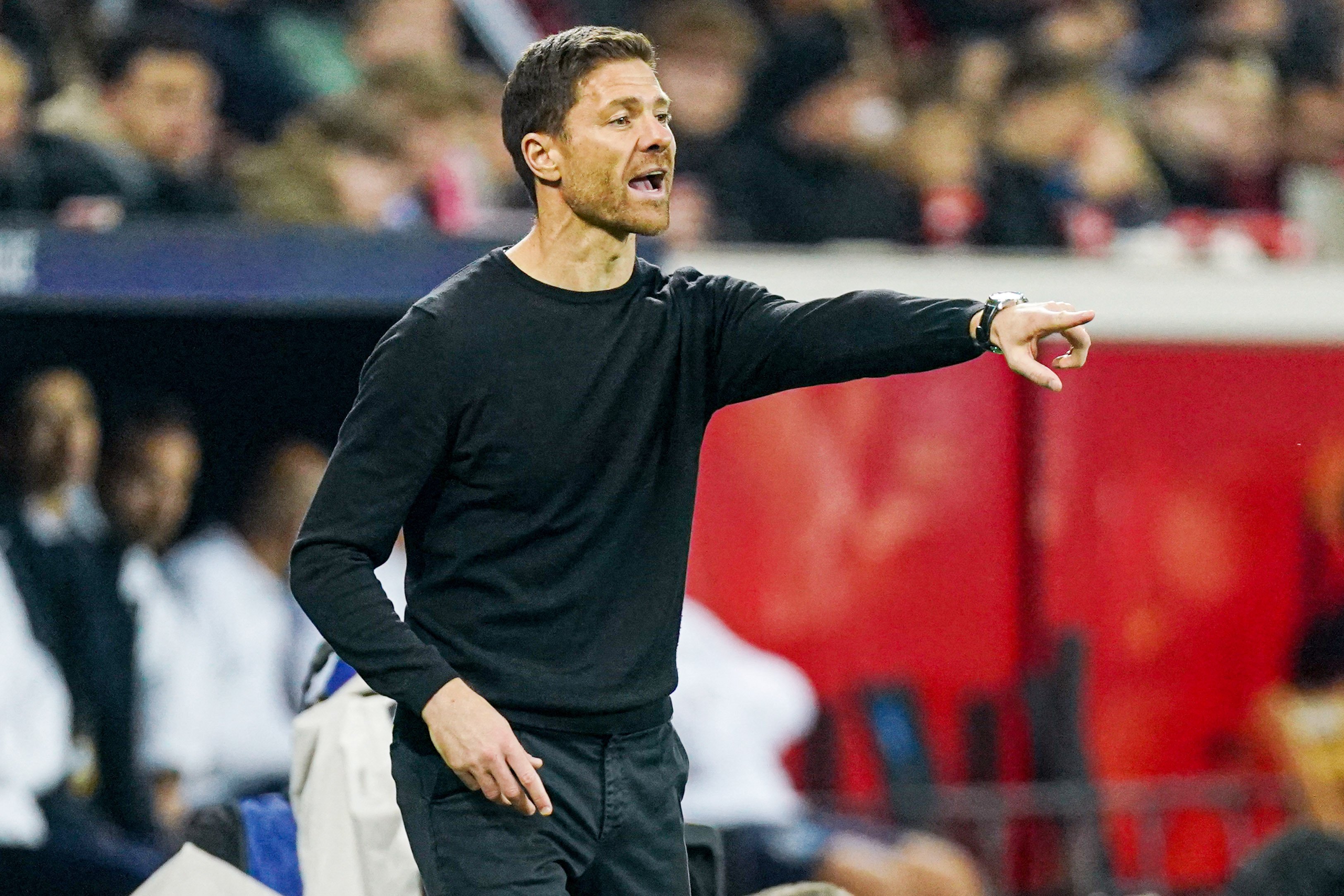 Xabi Alonso traeix Florentino Pérez, el Bayer Leverkusen paga la clàusula