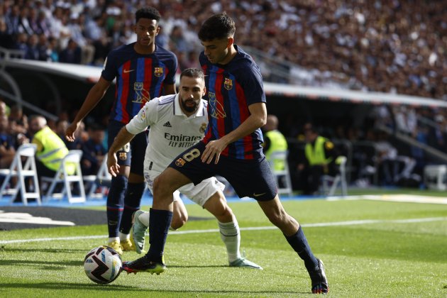 Pedri González Dani Carvajal Real Madrid Barça / Foto: EFE Pedri González Dani Carvajal Real Madrid Barça / Foto: EFE
