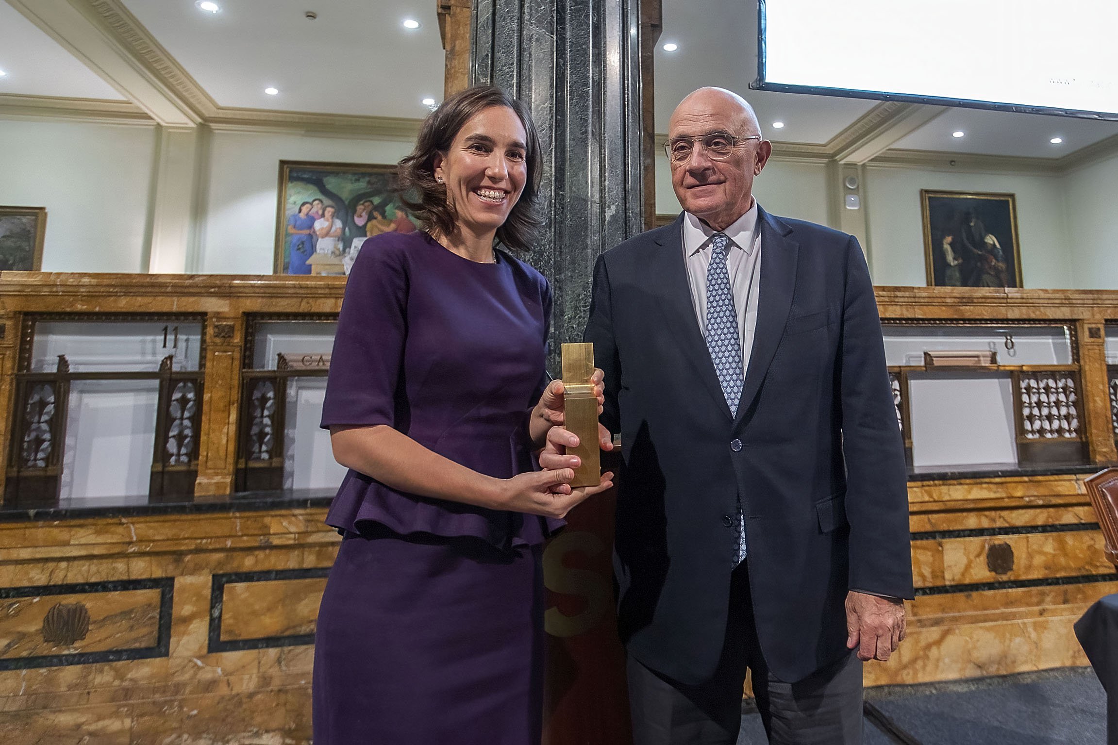Elena Manresa, Premio Fundación Banco Sabadell a la Investigación Económica