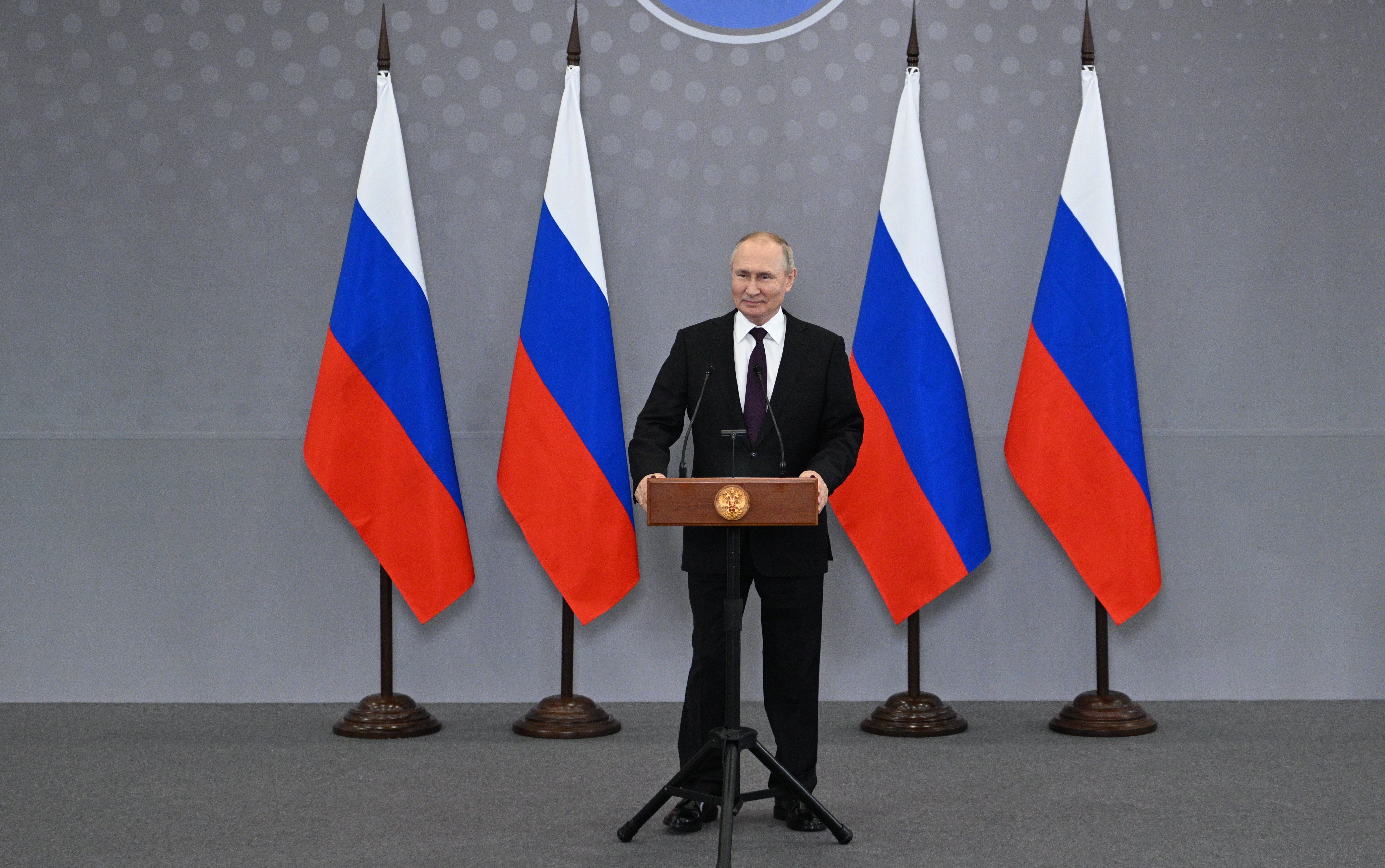 Tensions a l'Àsia Central i Putin assenyala nous culpables (sense escrúpols)