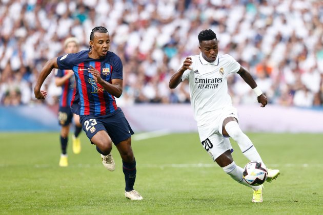 Jules Koundé Clásico Vinícius Júnior Barça Madrid / Foto: Europa Press