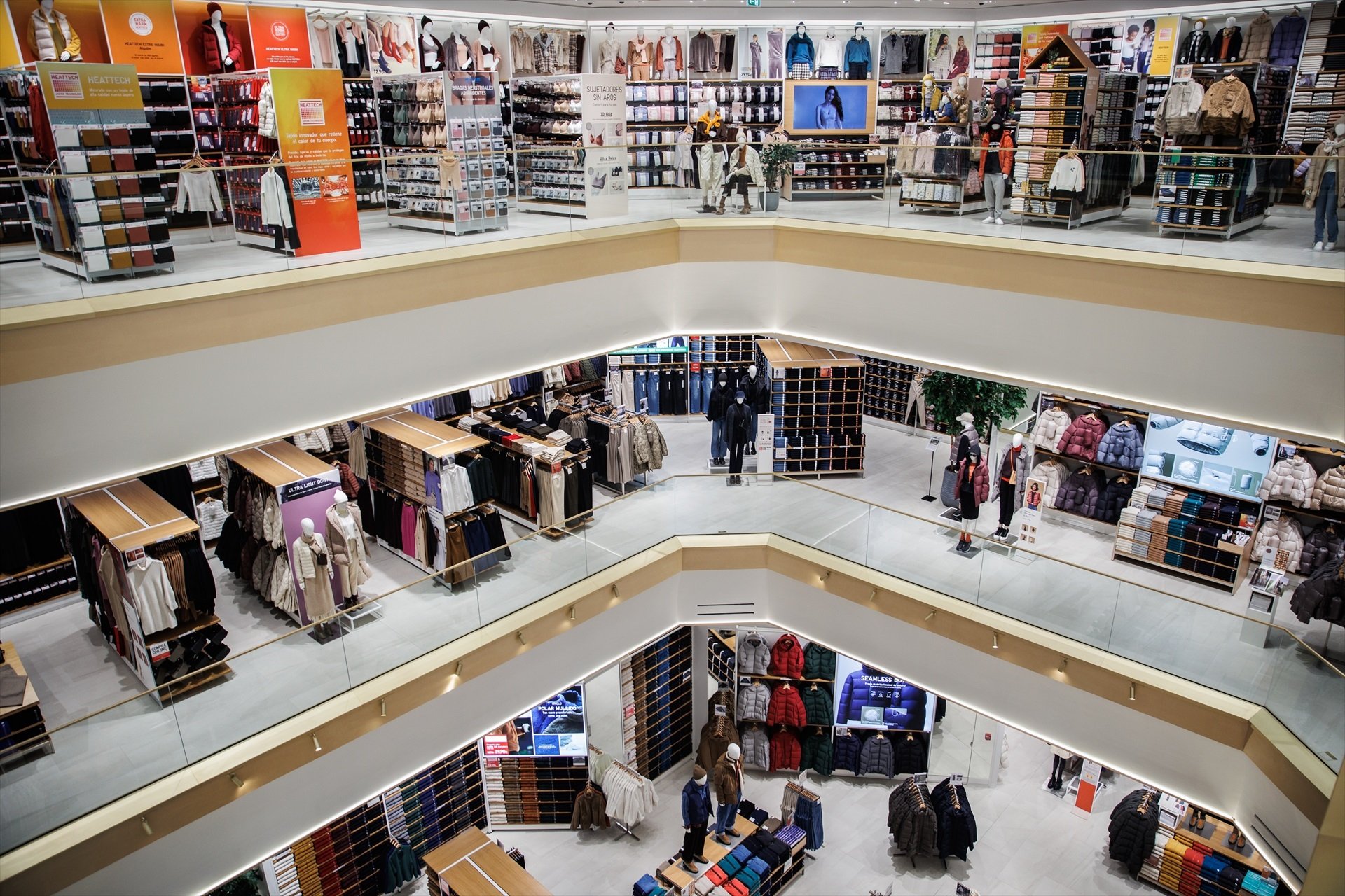 Més de la meitat de les empreses de moda a Espanya apujarà els preus