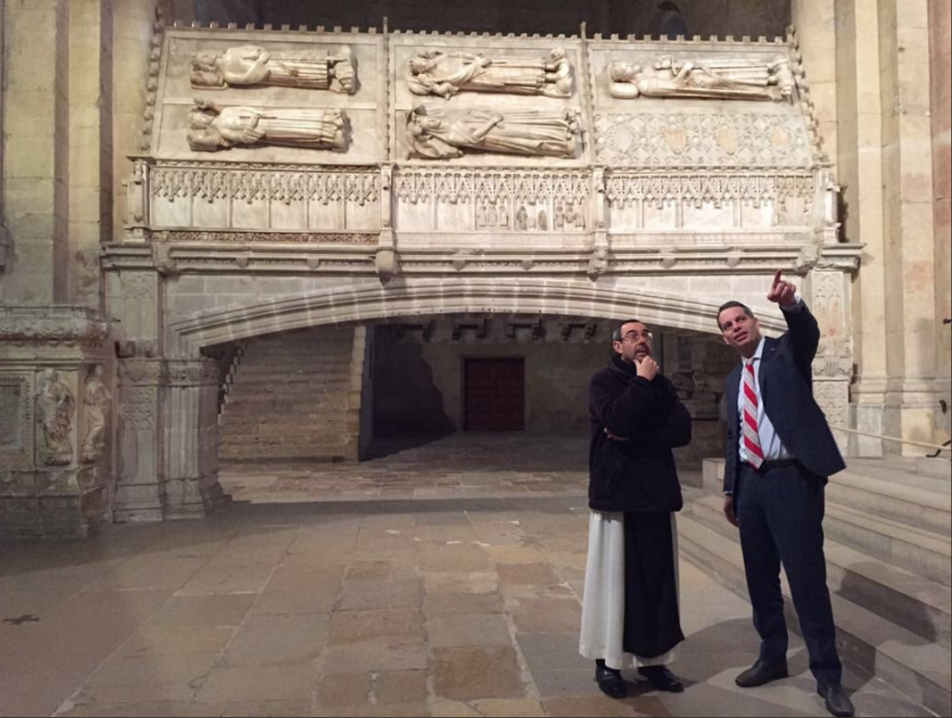 El cònsol dels EUA, impactat pel monestir de Poblet