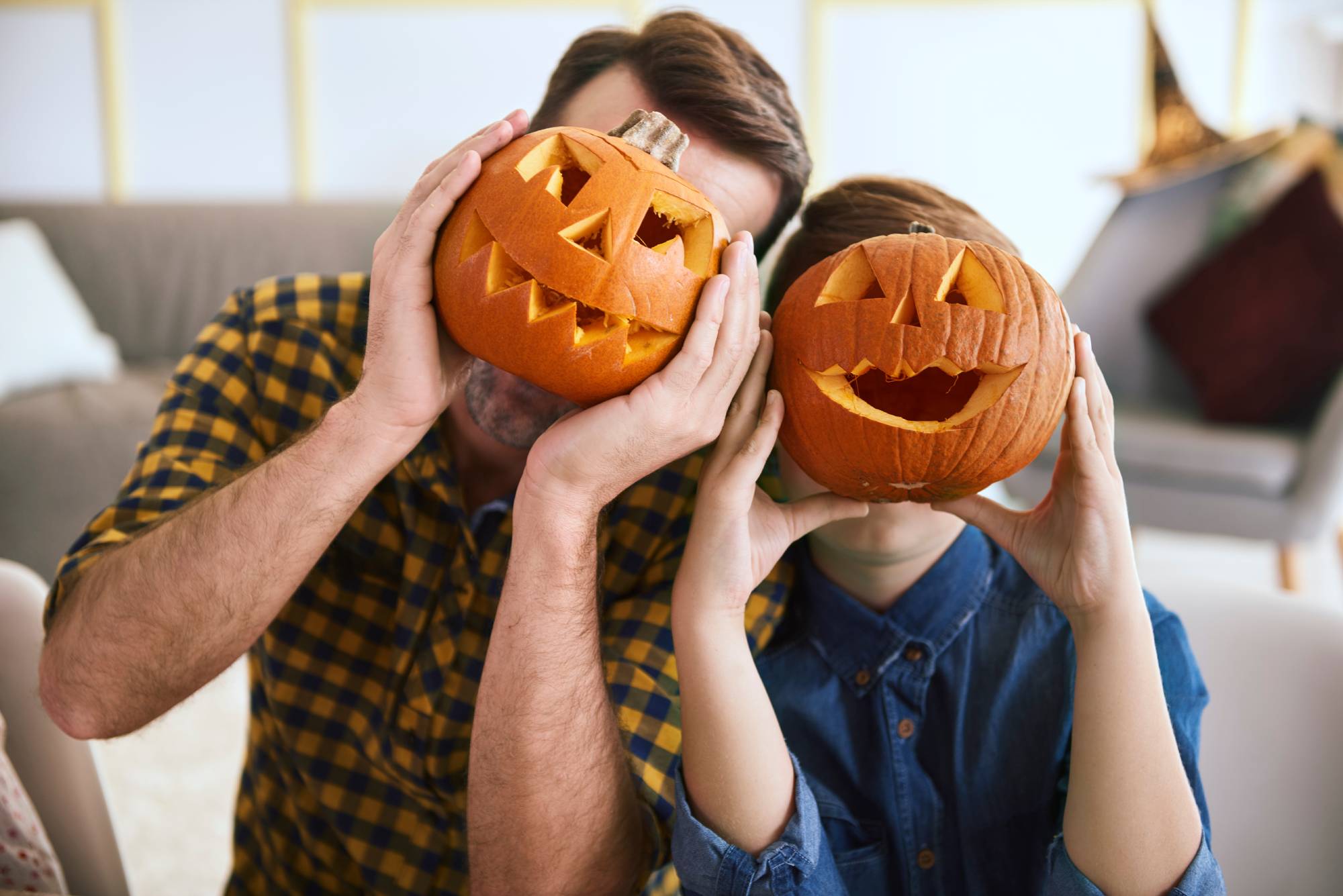 Decoración de Halloween casera: 10 manualidades para niños, fáciles,  rápidas y muy originales