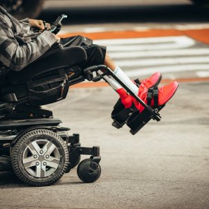 discapacitat cadira de rodes unsplahs