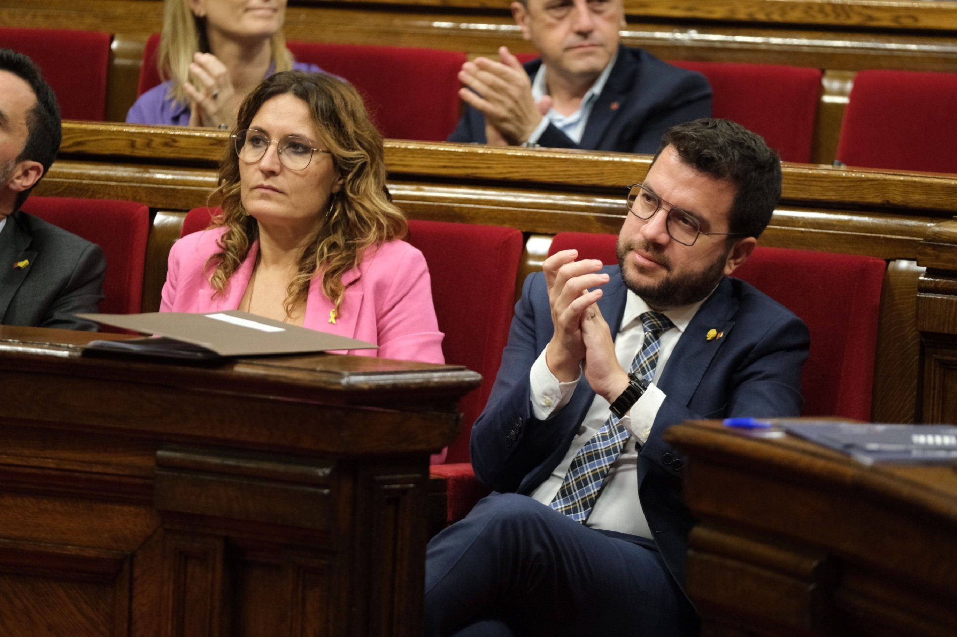 Junts compara a Aragonès con Truss y el Govern responde: "Tiro al pie"