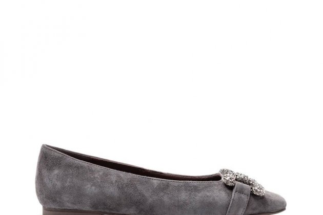 Ballarines de dona Bootes de pell en gris amb ornament d'Ànima en pena Ballarines de dona Bootes de pell en gris amb ornament d'Ànima en pena