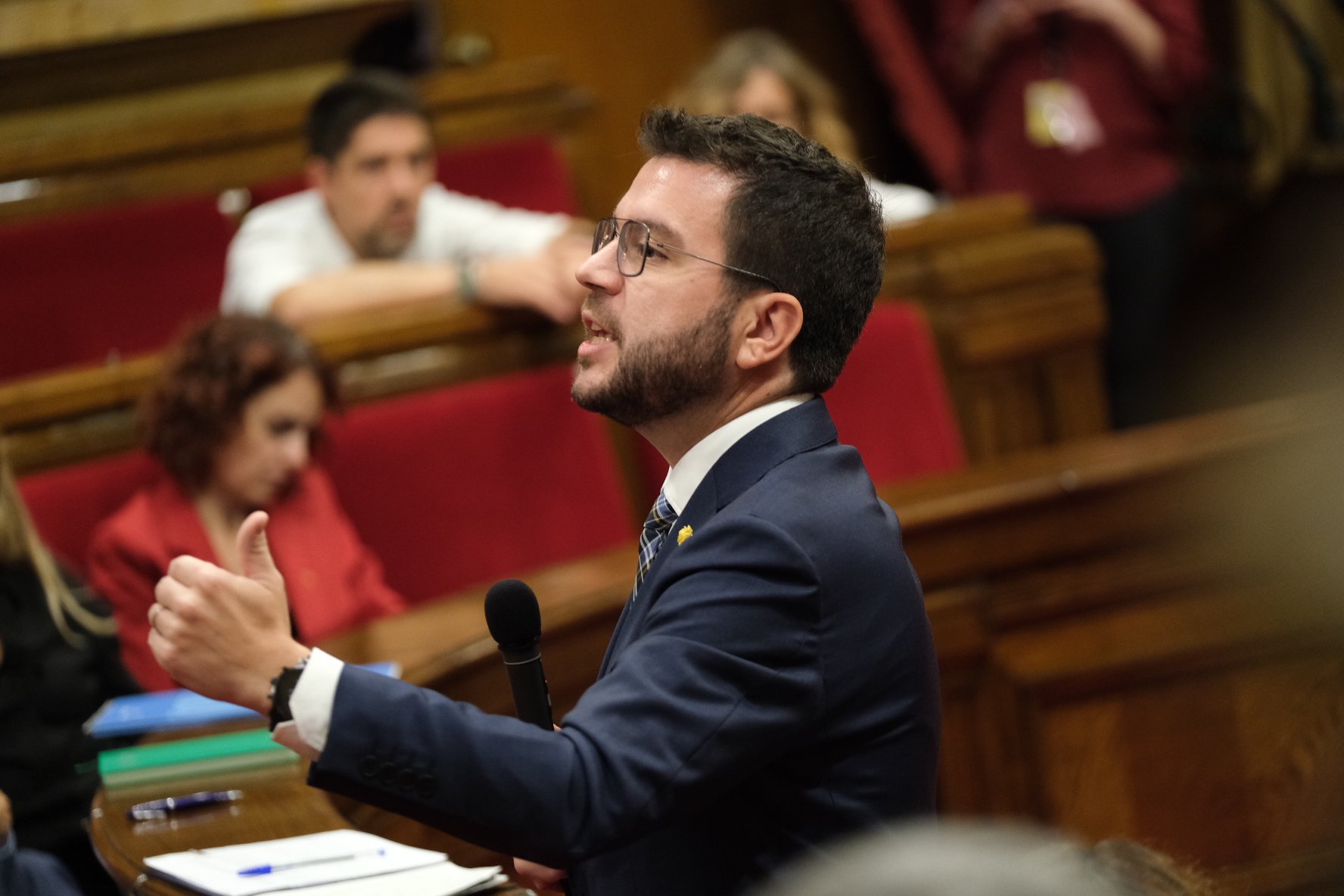 ERC intenta evitar que el Parlament constate la pérdida de confianza en Aragonès