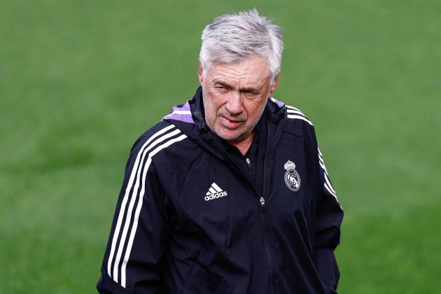 Carlo Ancelotti serio entrenamiento Real Madrid / Foto: EFE Carlo Ancelotti serio entrenamiento Real Madrid / Foto: EFE