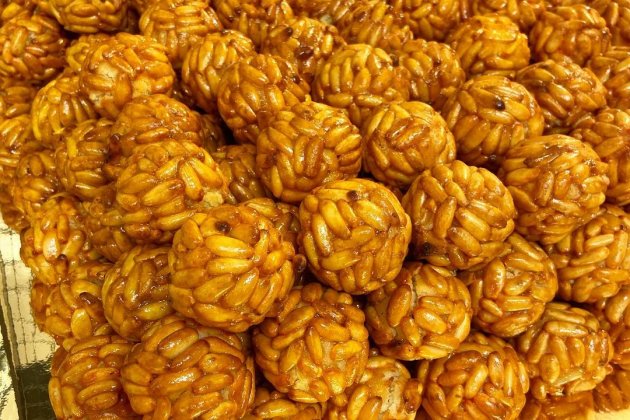 Panellets de pinyons del forn de pa Mistral barcelona Panellets de pinyons del forn de pa Mistral barcelona
