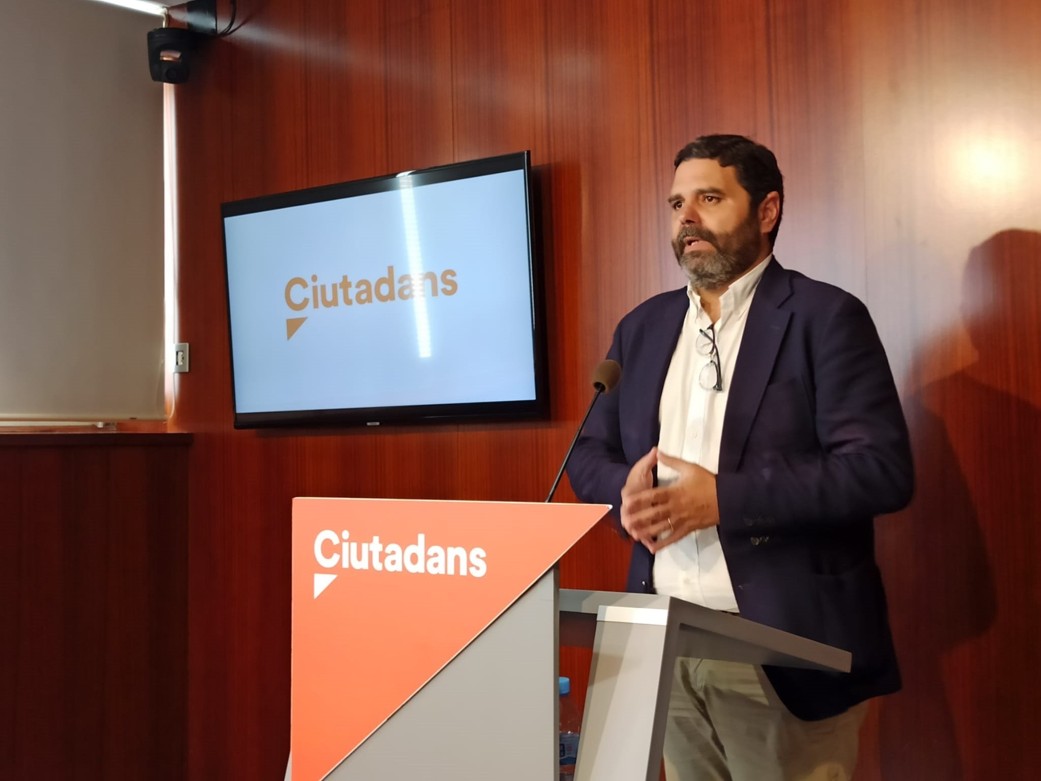 Guerra civil a Ciutadans Barcelona: Paco Sierra, a punt de ser expulsat