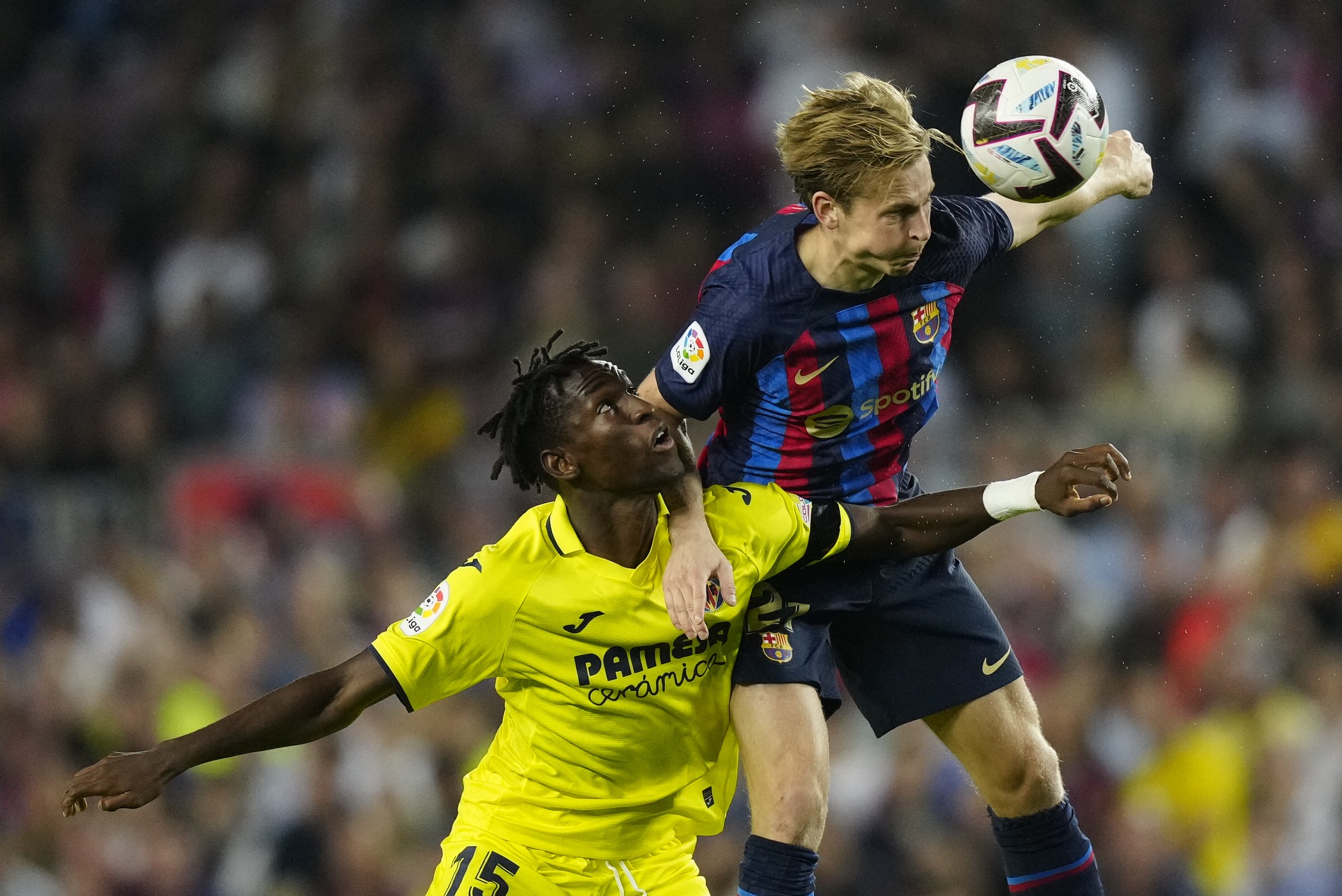 De Jong troba un enemic inesperat dins del Barça: el seu gran amic l'ha traït