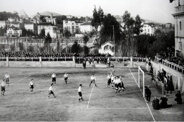 Se inaugura el estadio de Sarrià