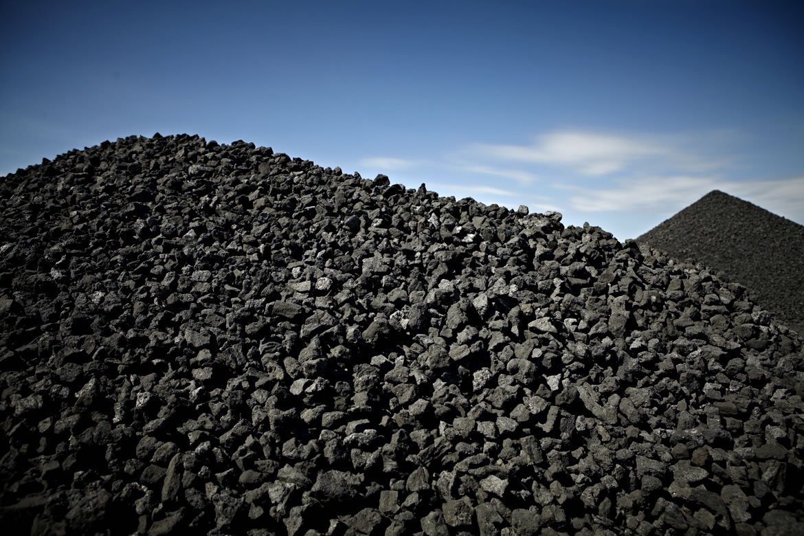 L'ecologisme vol bloquejar la construcció a Anglaterra de la mina de carbó més moderna del món