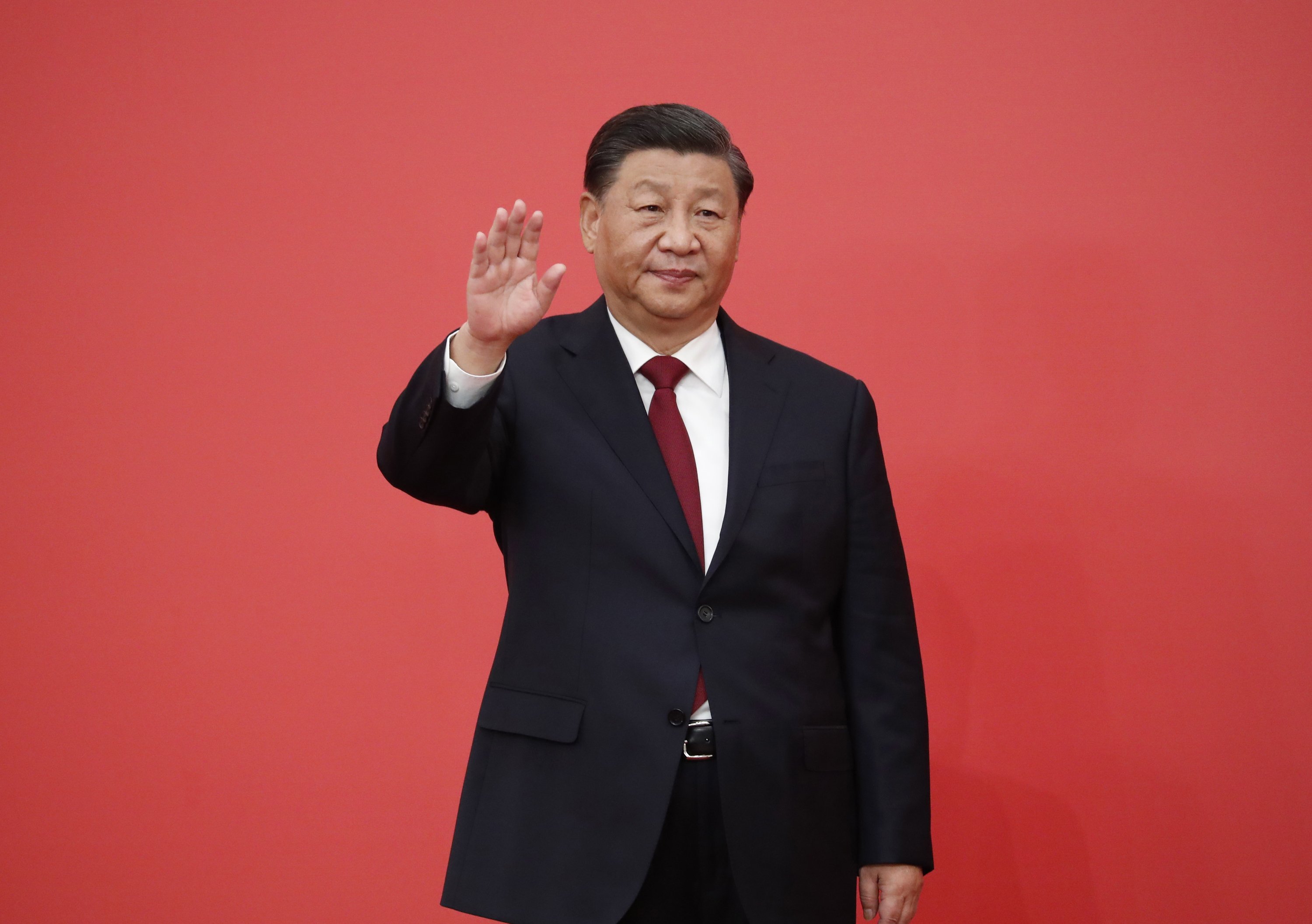 El puny de ferro de Xi Jinping i una gran humiliació a les portades El puny de ferro de Xi Jinping i una gran humiliació a les portades