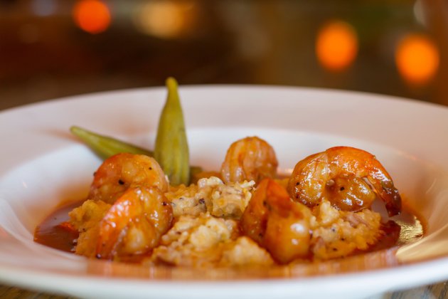 olle indigenes  shrimp and grits