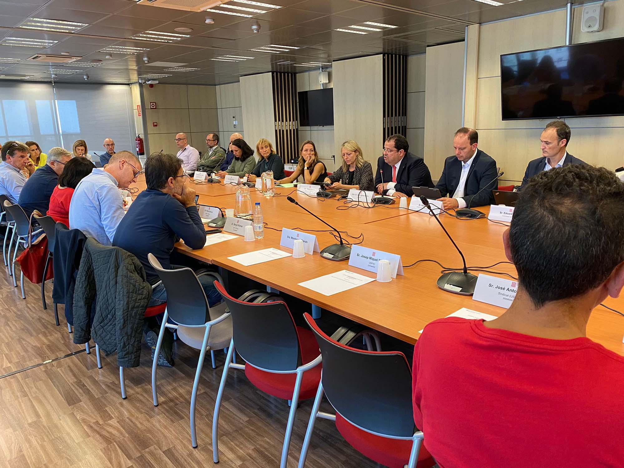 El jefe de los Mossos explica a los sindicatos que hará un liderazgo "realista" pero "ambicioso"