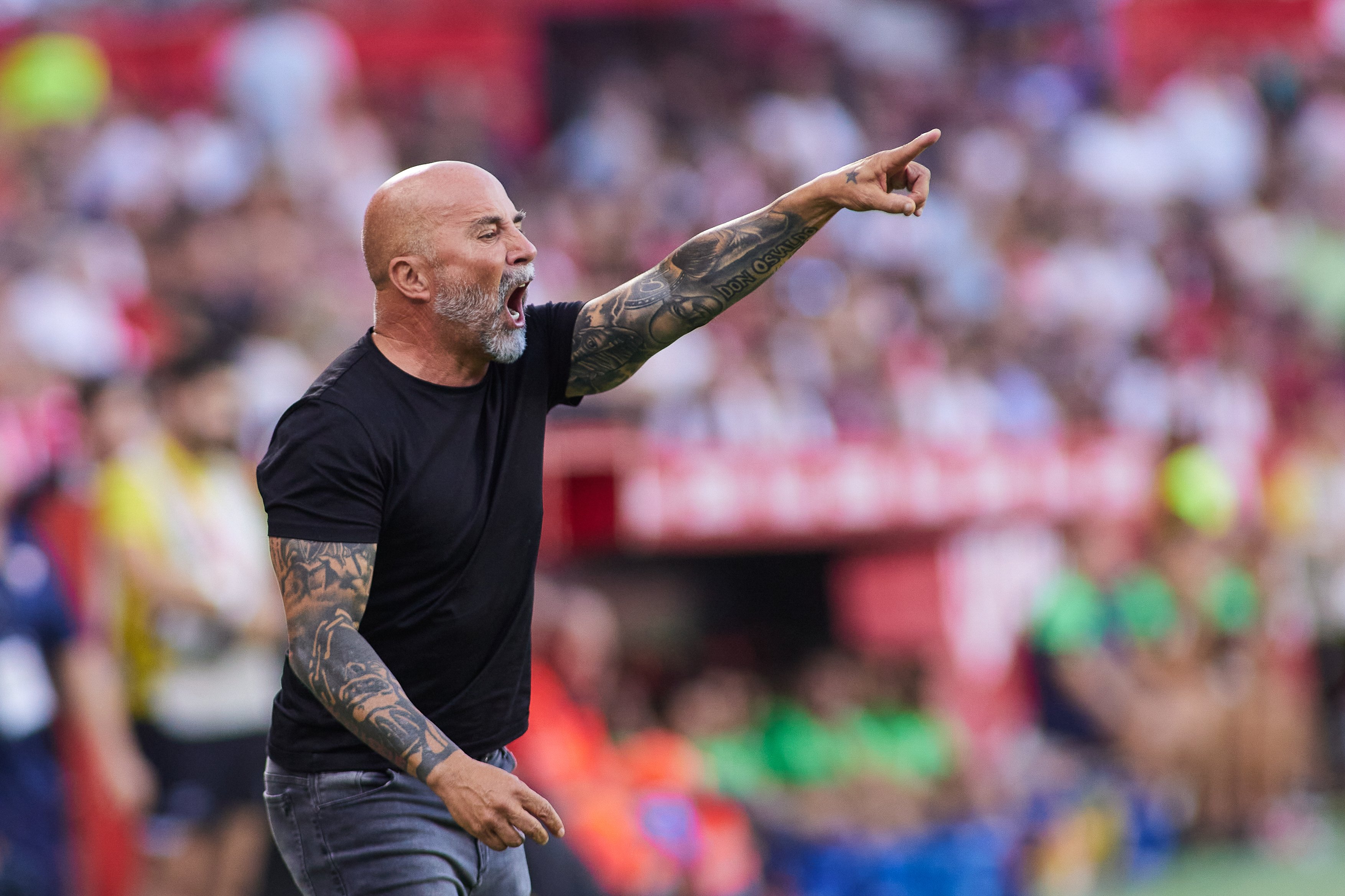 Sampaoli demana a Monchi que el faci fora del Sevilla o el regali, no el vol