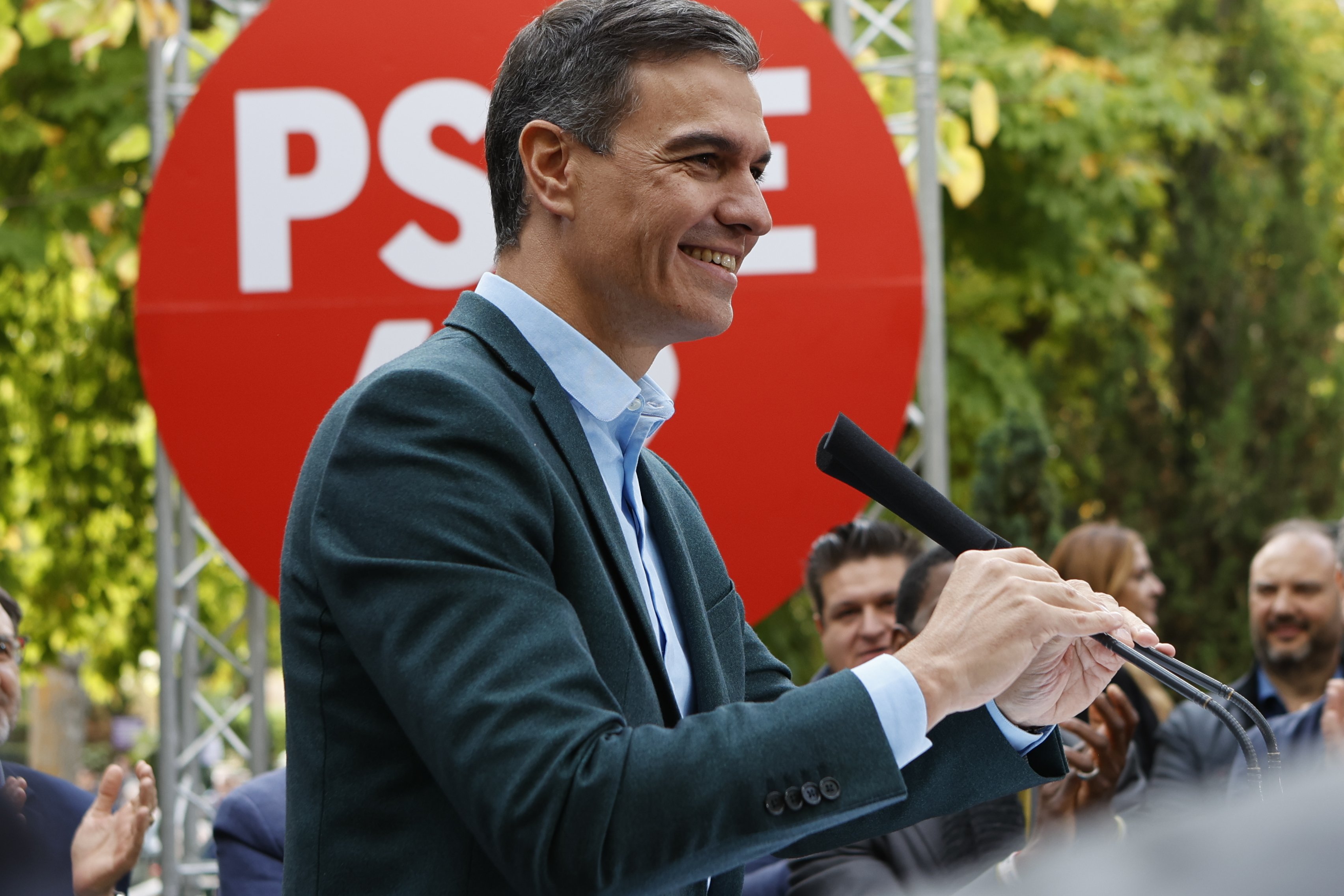 El PSOE es recupera sense superar el PP i Vox s'enfonsa, segons una enquesta