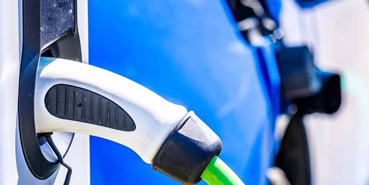 Cuánto cuesta recargar el coche eléctrico en ruta por España, los puntos más baratos Cuánto cuesta recargar el coche eléctrico en ruta por España, los puntos más baratos