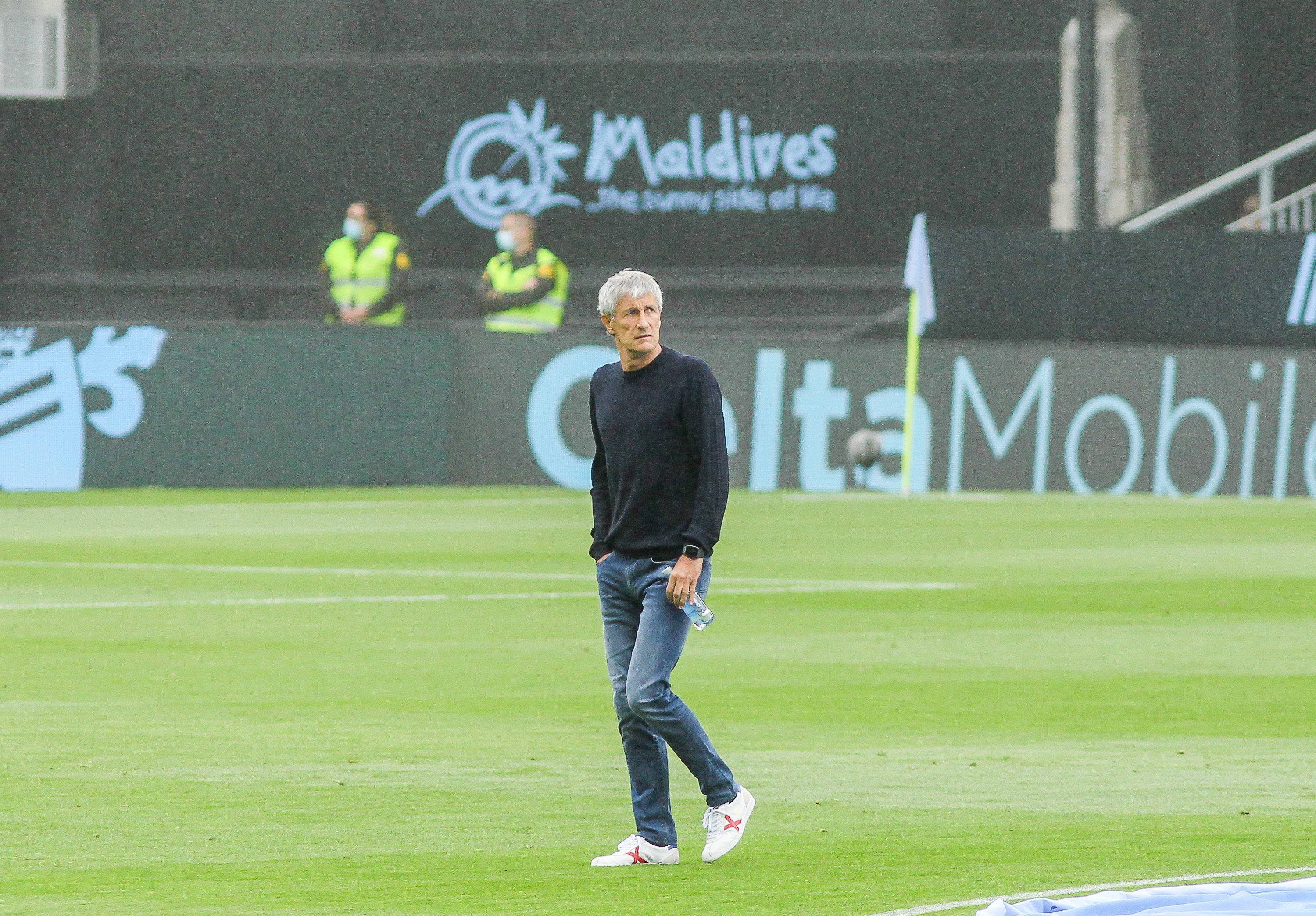 Quique Setién intenta frenar una fuga doble en el Vila-real, ambdós sonen per al Barça