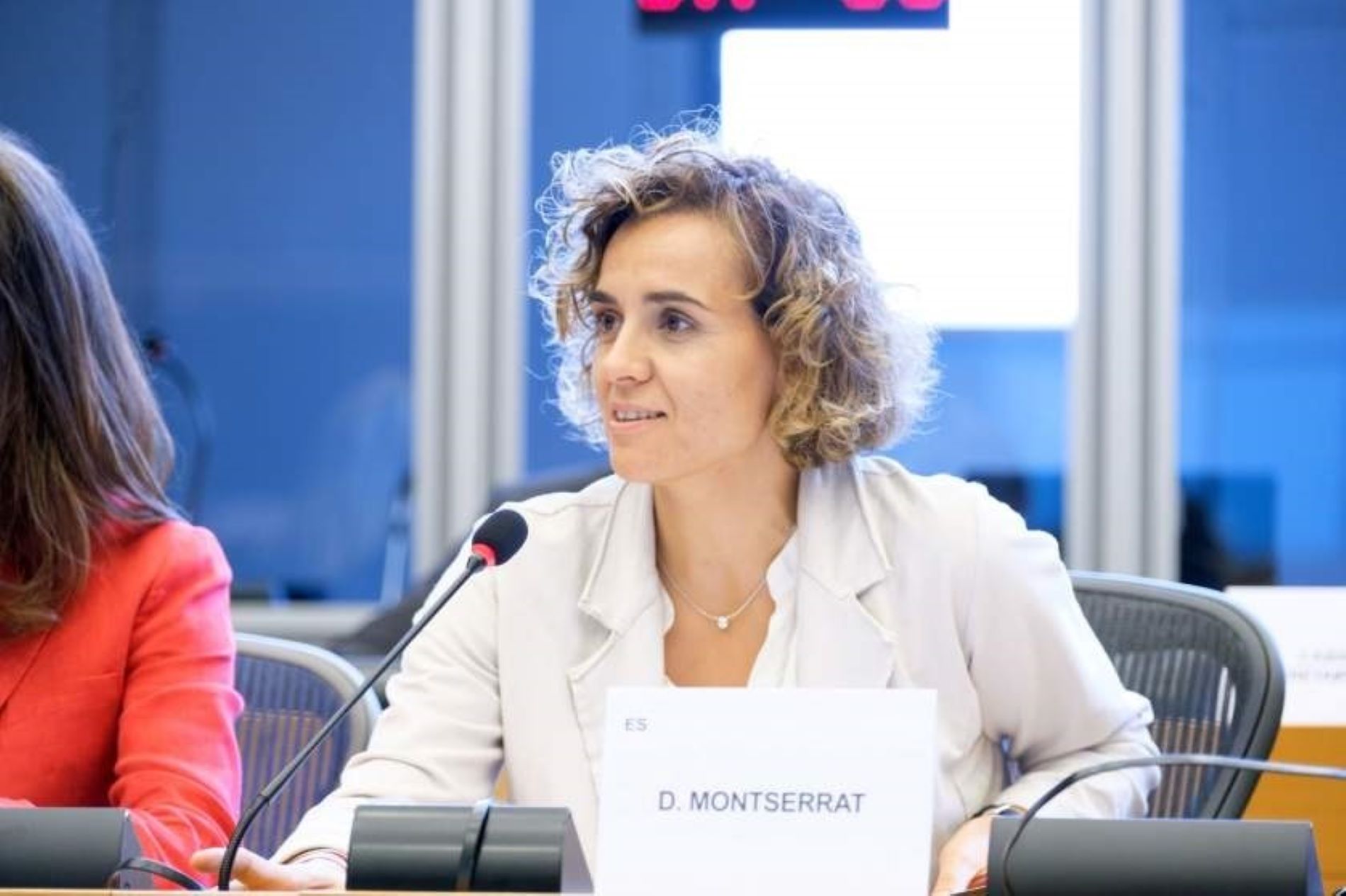 Boicot d'eurodiputats al comitè sobre l'"apartheid al castellà" de Dolors Montserrat