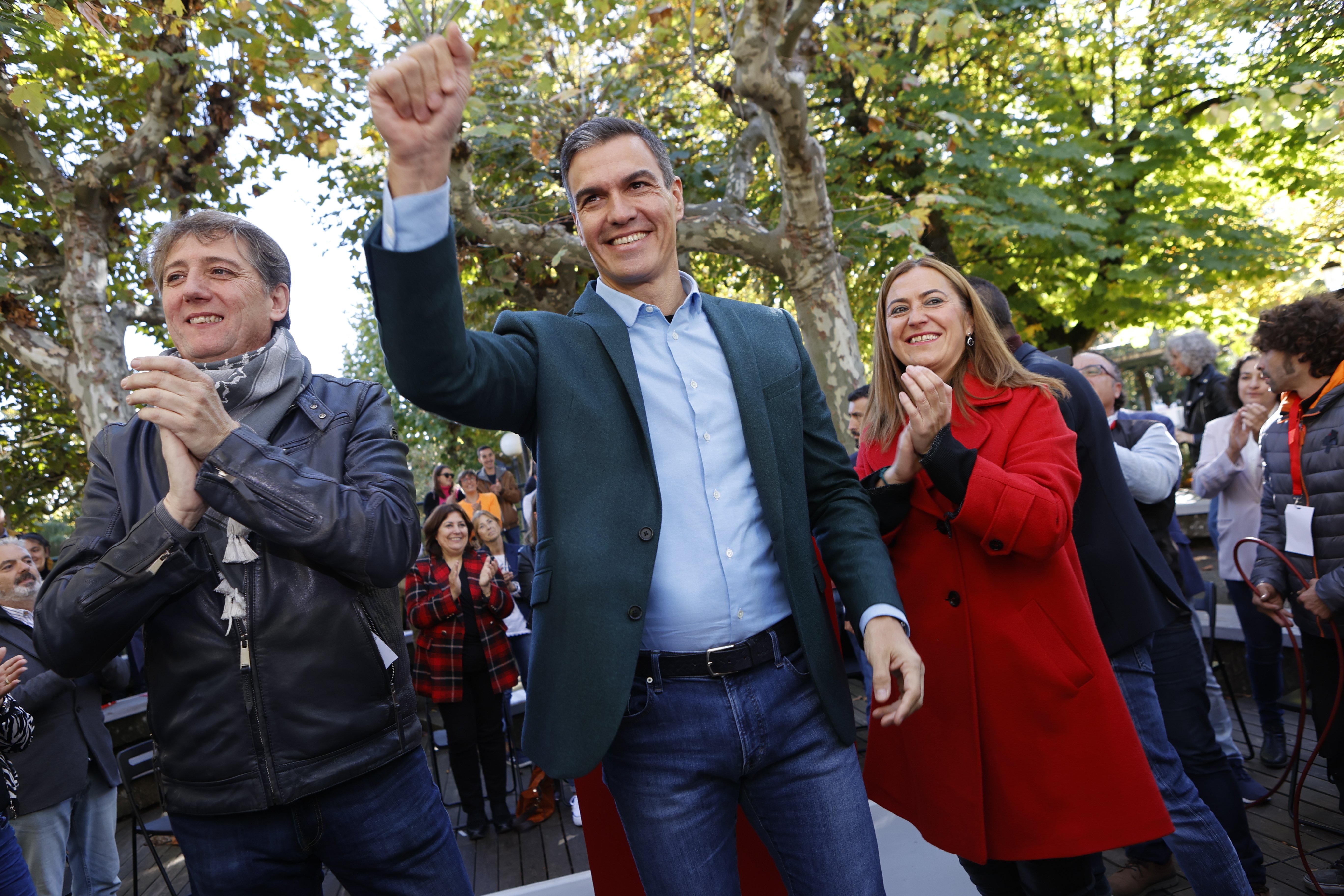 El PSOE se recupera en la carrera electoral mientras el efecto Feijóo se desinfla