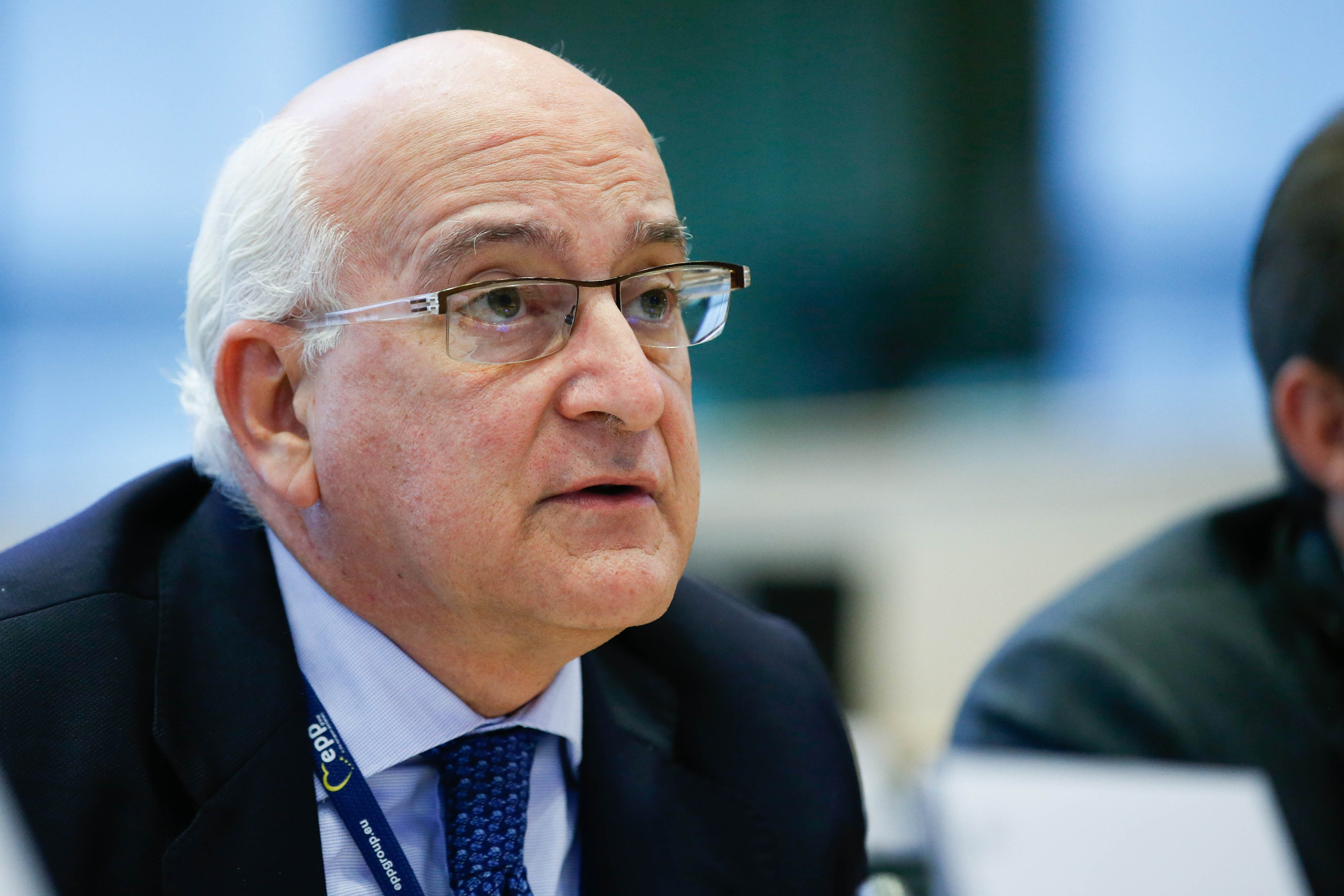 Irán responde a la UE: sanciona a 12 personas por "acciones de apoyo al terrorismo"