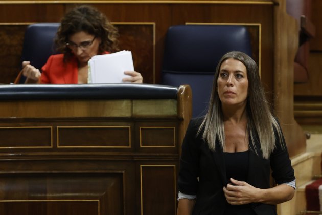 miriam nogueras maria jesus montero congreso - EFE miriam nogueras maria jesus montero congreso - EFE