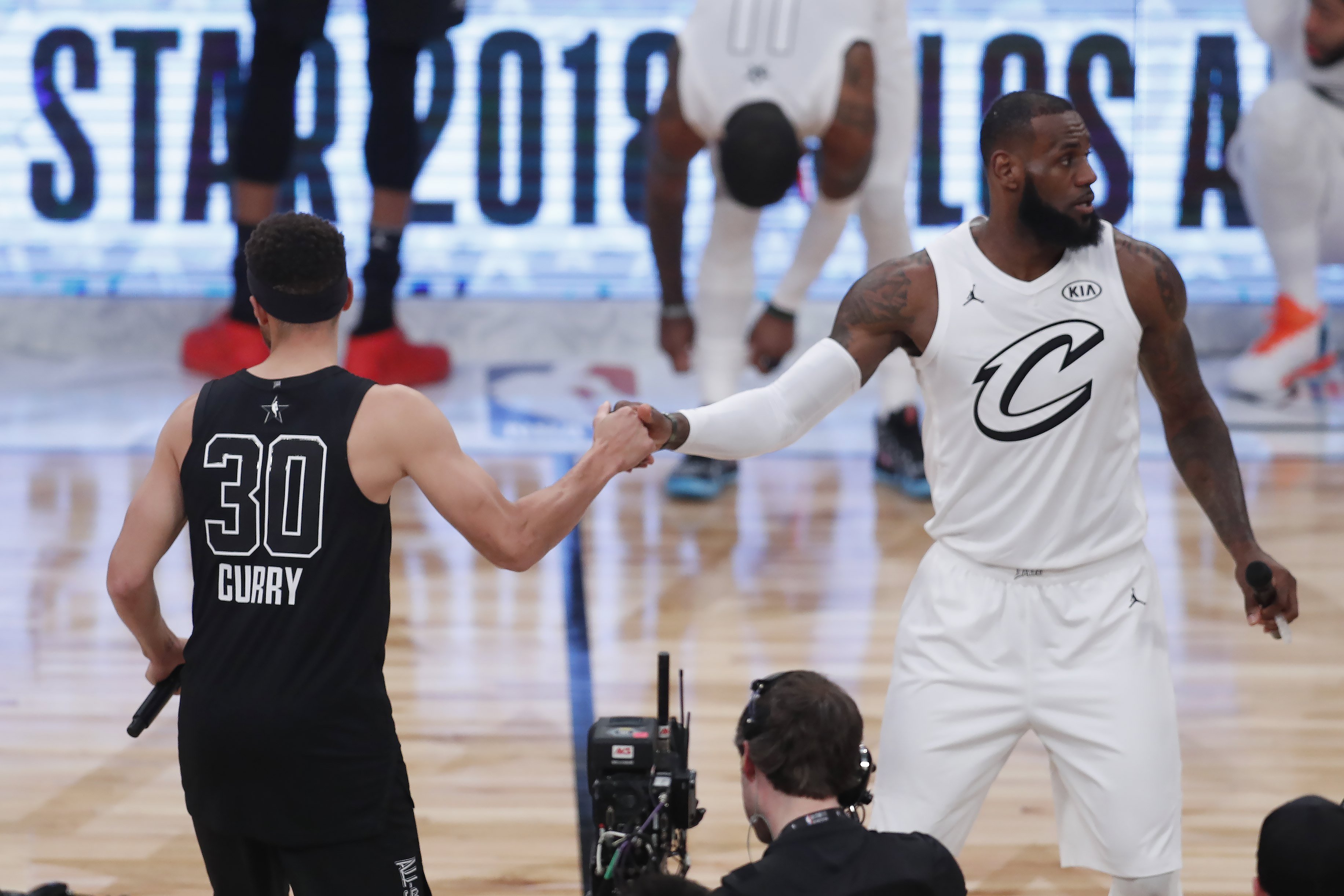 Moviment devastador a l'NBA, LeBron James i Doncic nous socis de Stephen Curry