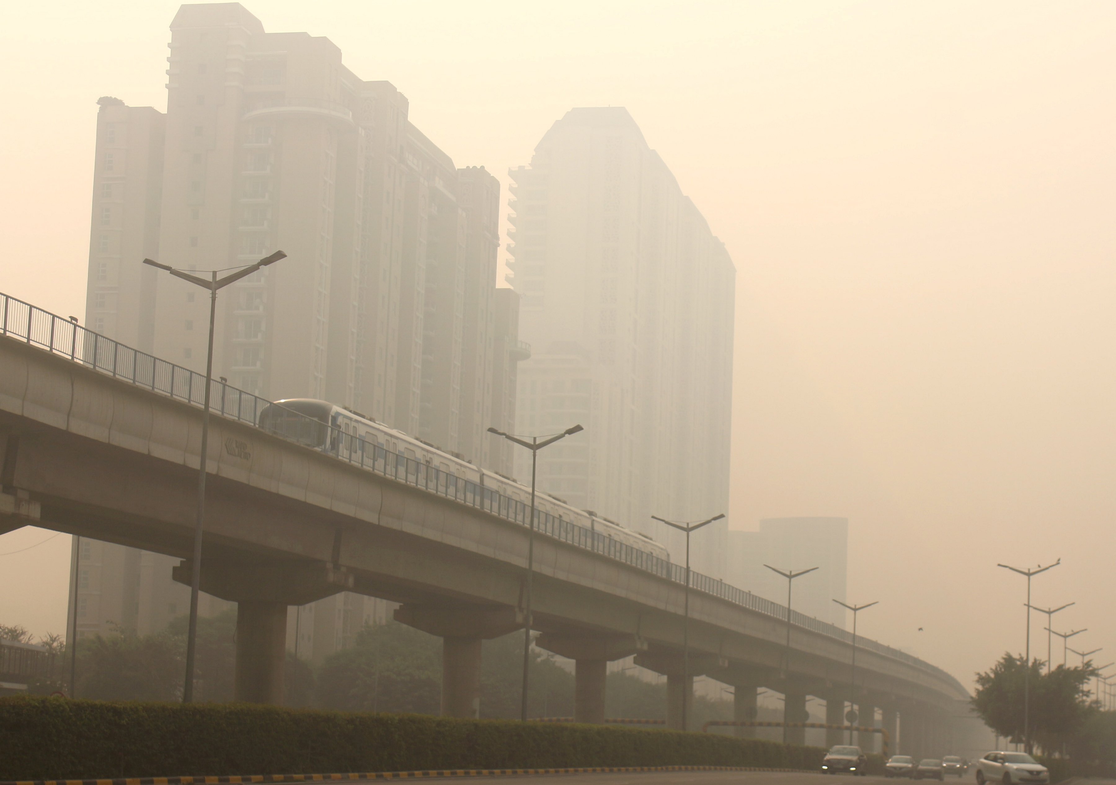 El pico de emisiones de CO₂ llegaría el año 2025 y no se cumpliría el Acuerdo de París