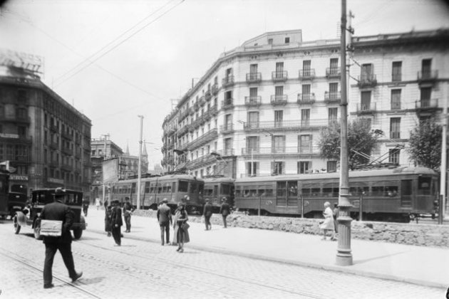tren calle grutas foto archivo nacional catalunya tren calle grutas foto archivo nacional catalunya